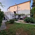 Apartment Sara Umag