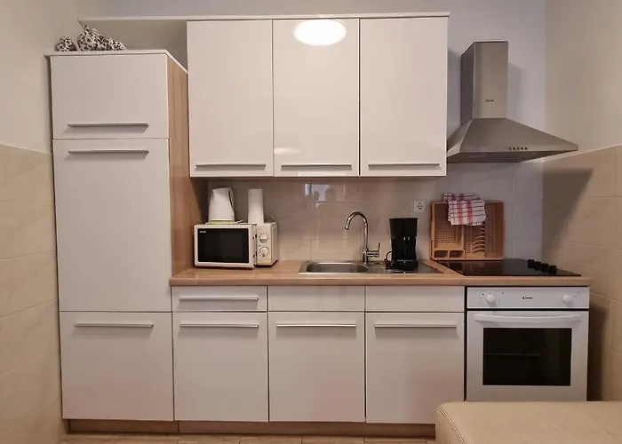 Sara Apartman